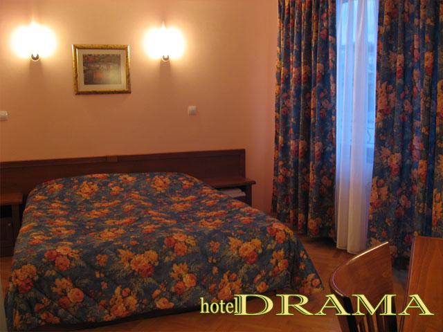 Hotel Drama Burgas Bagian luar foto